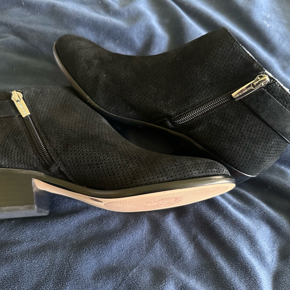 NWOT Vince Camuto Parveen Boots